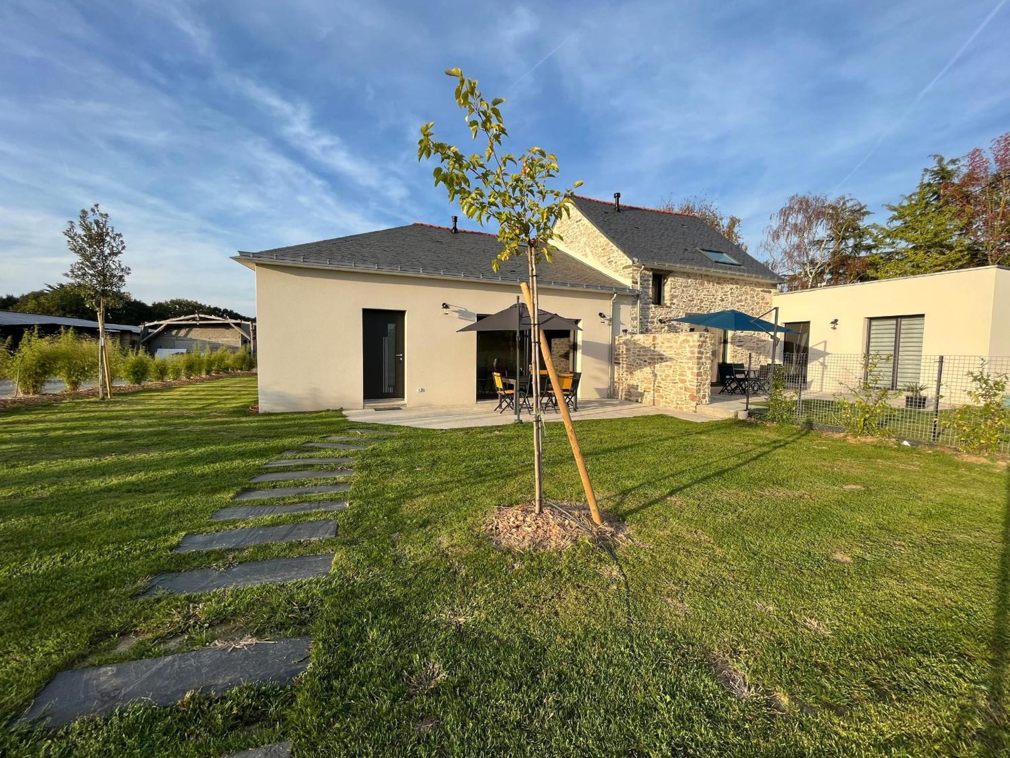 Gite Familial Renove, Proche Canal, Terrasse, Jardin, Et Verger Commun, A 20 Km De Nantes - Fr-1-306-1262 Nort-sur-Erdre  Экстерьер фото